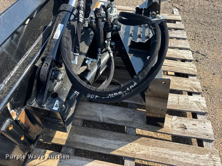 image for item EU6079 Kubota DZ3084 skid steer dozer blade