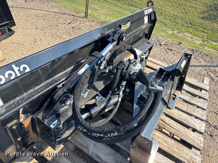 image for item EU6079 Kubota DZ3084 skid steer dozer blade