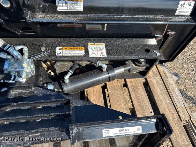 image for item EU6079 Kubota DZ3084 skid steer dozer blade