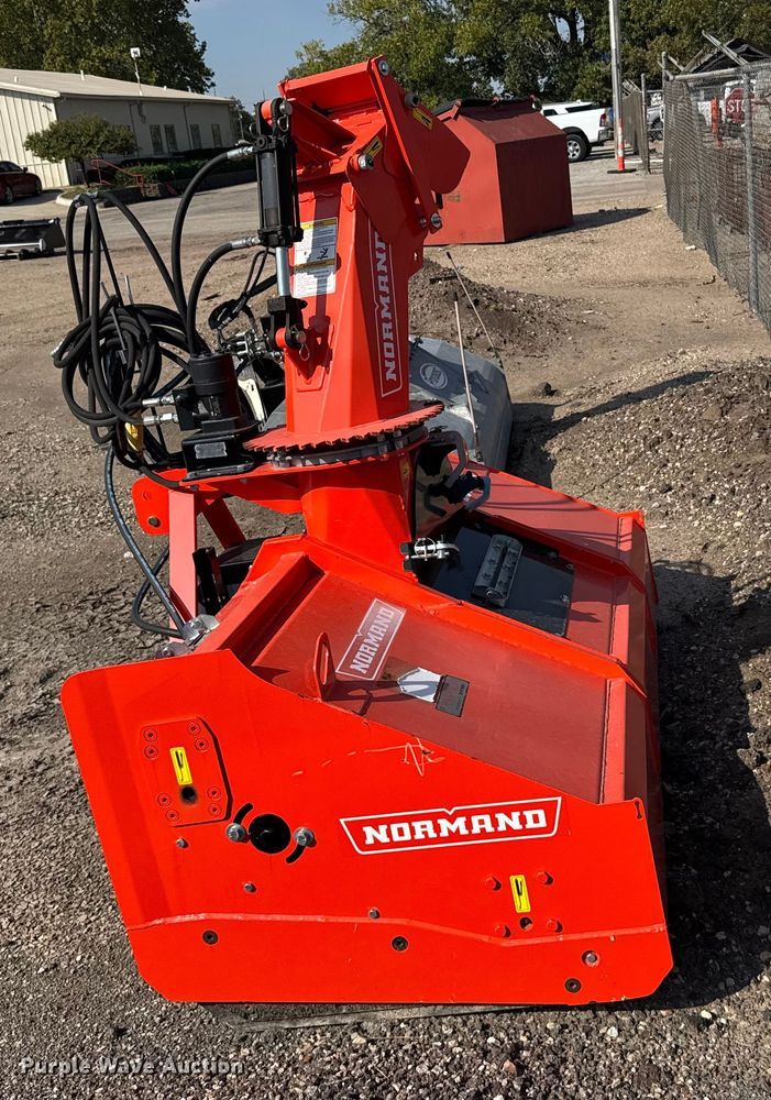 image for item EU6081 Normand N74-250HYB snowblower