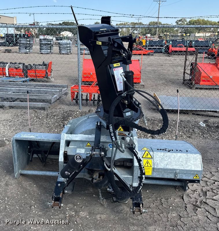 image for item EU6082 Pronovost C7224 snowblower