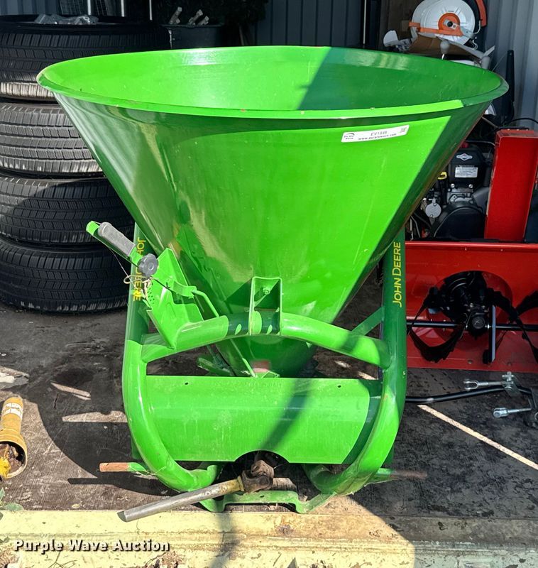 image for item EV1946 John Deere Spreader
