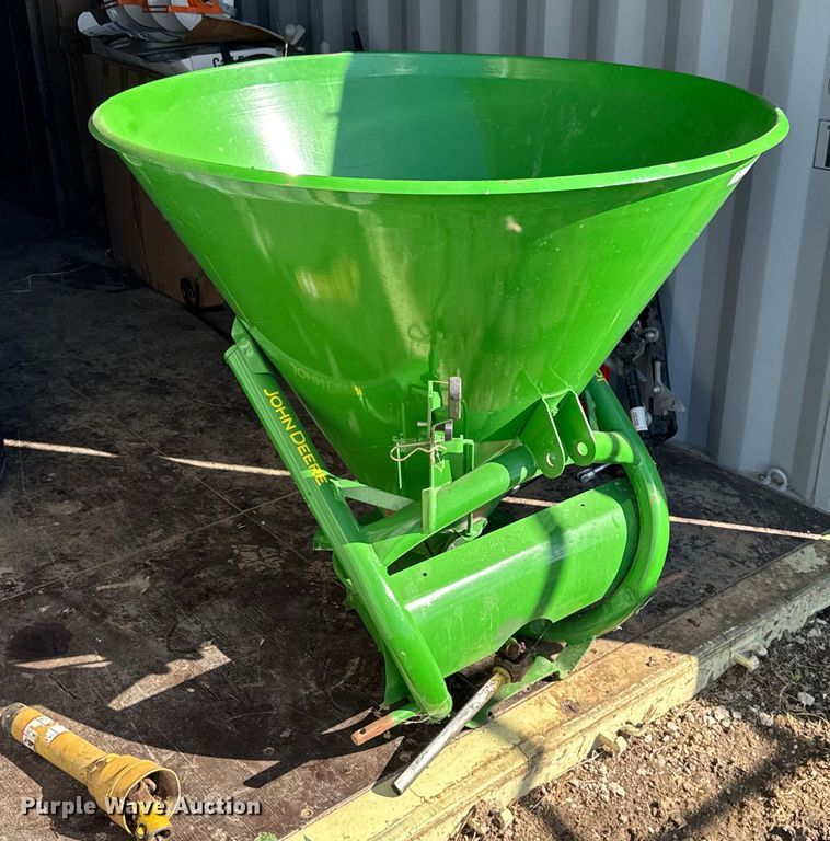 image for item EV1946 John Deere Spreader