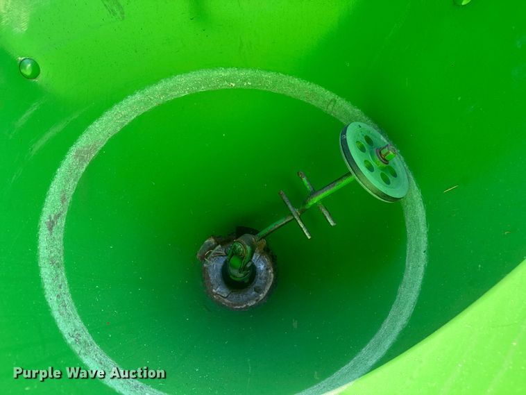 image for item EV1946 John Deere Spreader