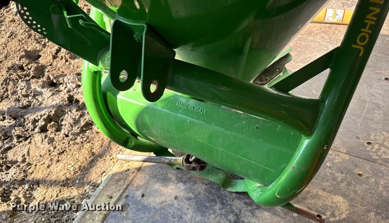 image for item EV1946 John Deere Spreader