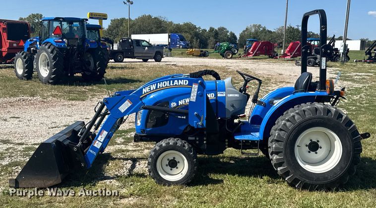 image for item EV1952 2017 New Holland Workmaster 35 MFWD tractor