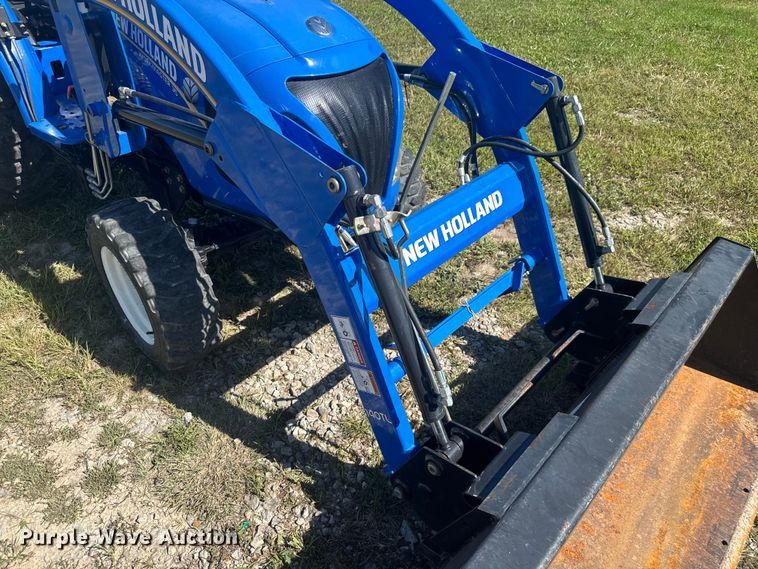 image for item EV1952 2017 New Holland Workmaster 35 MFWD tractor