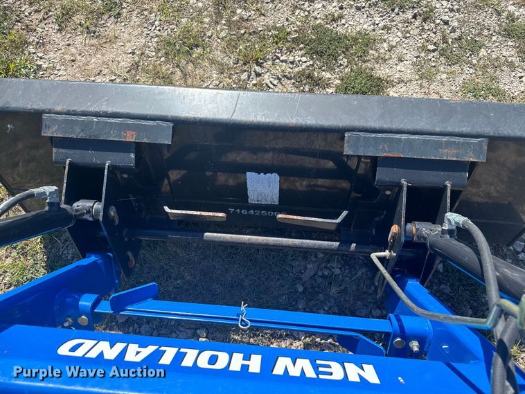 image for item EV1952 2017 New Holland Workmaster 35 MFWD tractor