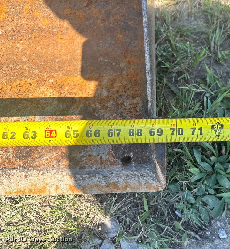 image for item EV1952 2017 New Holland Workmaster 35 MFWD tractor