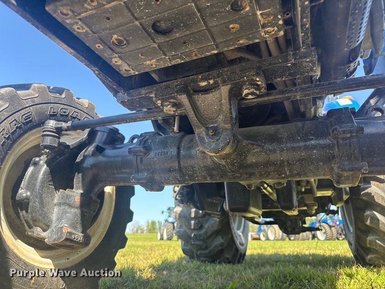 image for item EV1952 2017 New Holland Workmaster 35 MFWD tractor