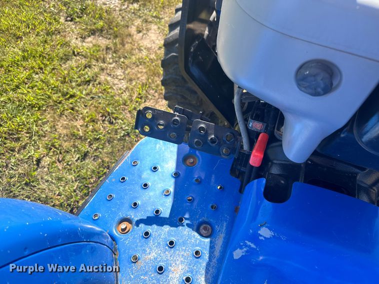 image for item EV1952 2017 New Holland Workmaster 35 MFWD tractor