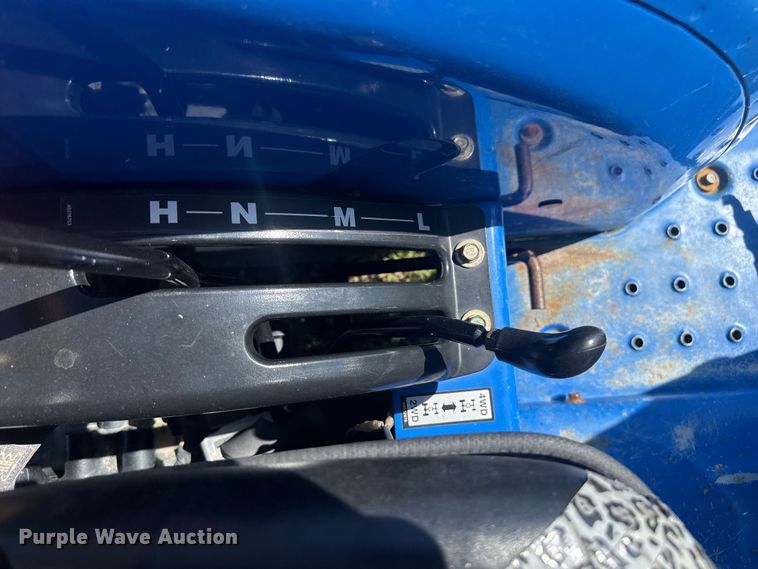 image for item EV1952 2017 New Holland Workmaster 35 MFWD tractor