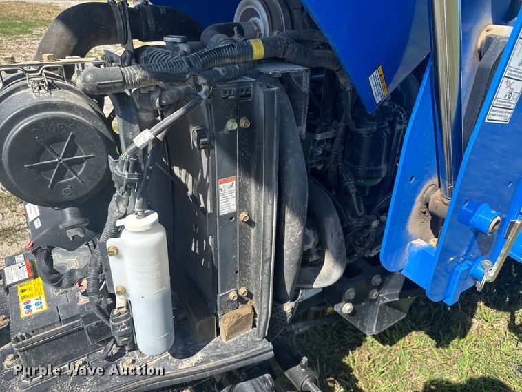 image for item EV1952 2017 New Holland Workmaster 35 MFWD tractor