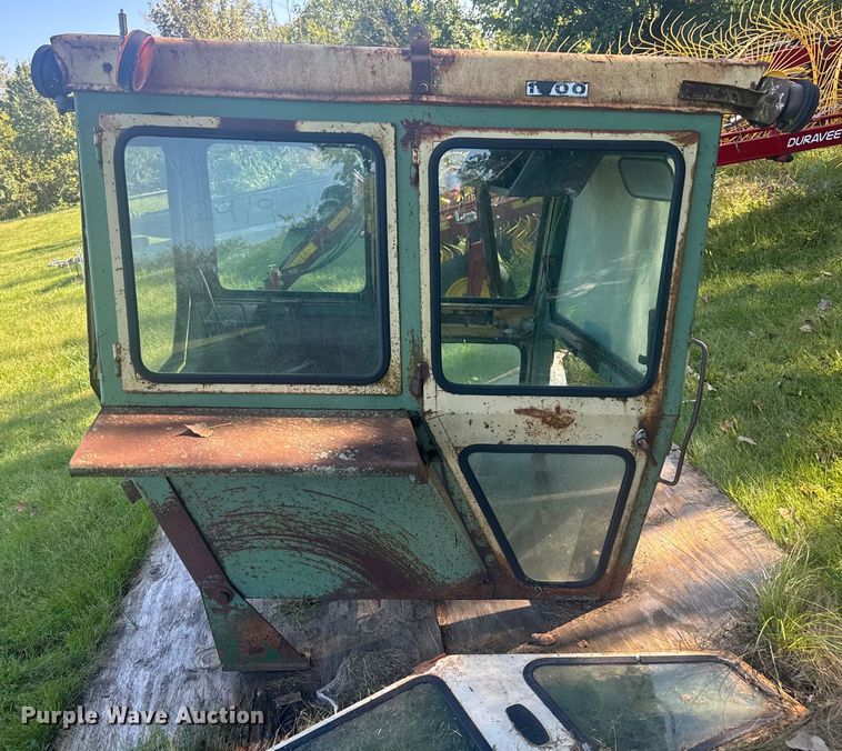image for item EV1955 John Deere tractor cab