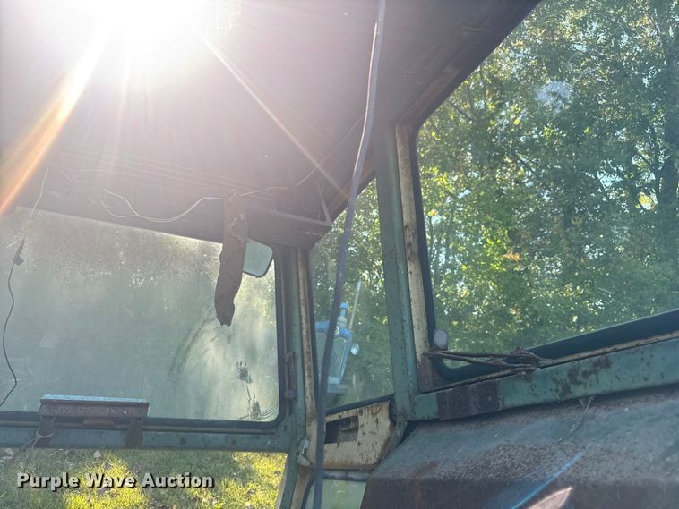 image for item EV1955 John Deere tractor cab