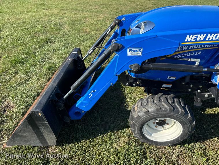 image for item EV1956 2016 New Holland Boomer 24 MFWD tractor