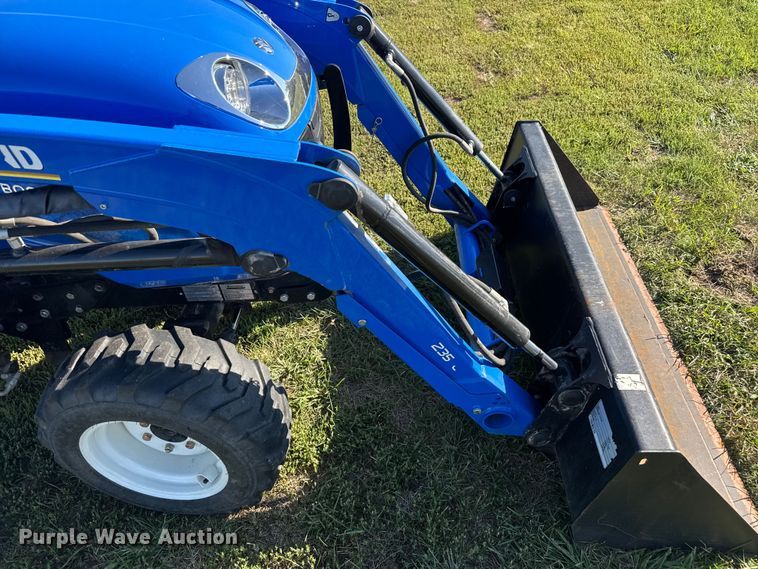 image for item EV1956 2016 New Holland Boomer 24 MFWD tractor