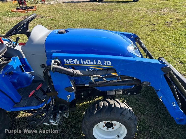 image for item EV1956 2016 New Holland Boomer 24 MFWD tractor