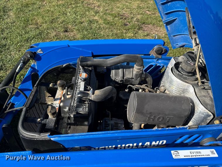 image for item EV1956 2016 New Holland Boomer 24 MFWD tractor