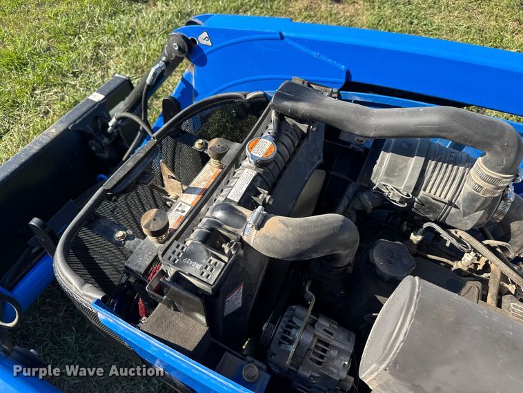 image for item EV1956 2016 New Holland Boomer 24 MFWD tractor