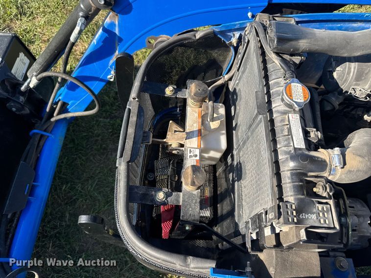 image for item EV1956 2016 New Holland Boomer 24 MFWD tractor