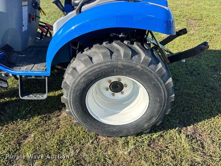 image for item EV1956 2016 New Holland Boomer 24 MFWD tractor