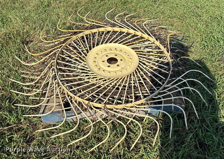 image for item EV3026 H & S hay rake