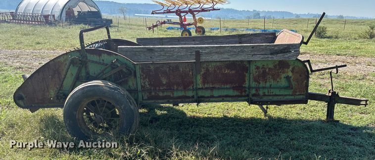 image for item EV3028 John Deere Model H manure spreader
