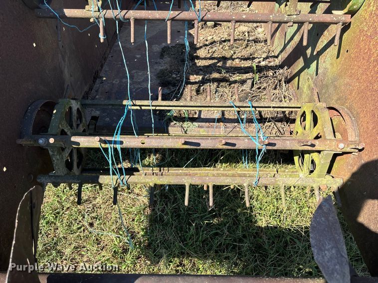 image for item EV3028 John Deere Model H manure spreader