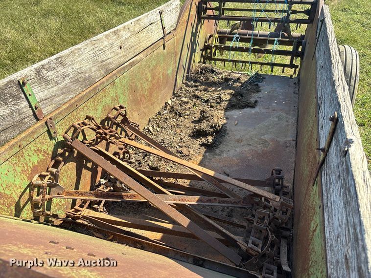 image for item EV3028 John Deere Model H manure spreader