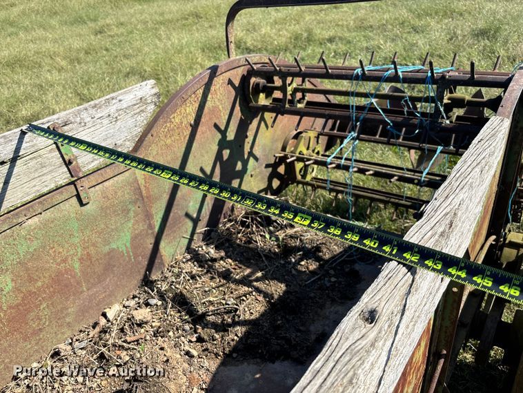 image for item EV3028 John Deere Model H manure spreader