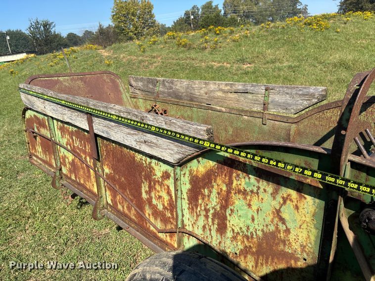 image for item EV3028 John Deere Model H manure spreader