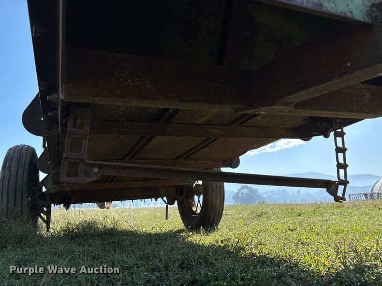 image for item EV3028 John Deere Model H manure spreader
