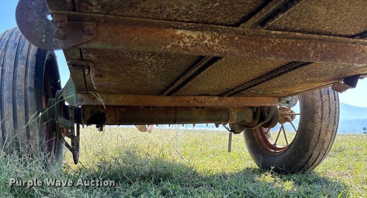 image for item EV3028 John Deere Model H manure spreader