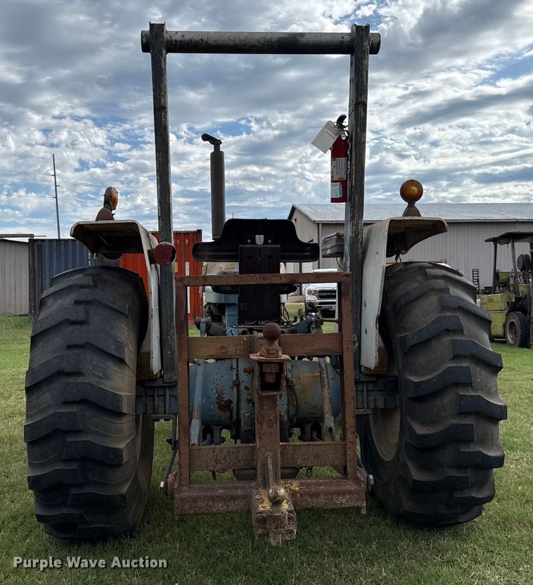 image for item GH9371 Ford 4600 tractor