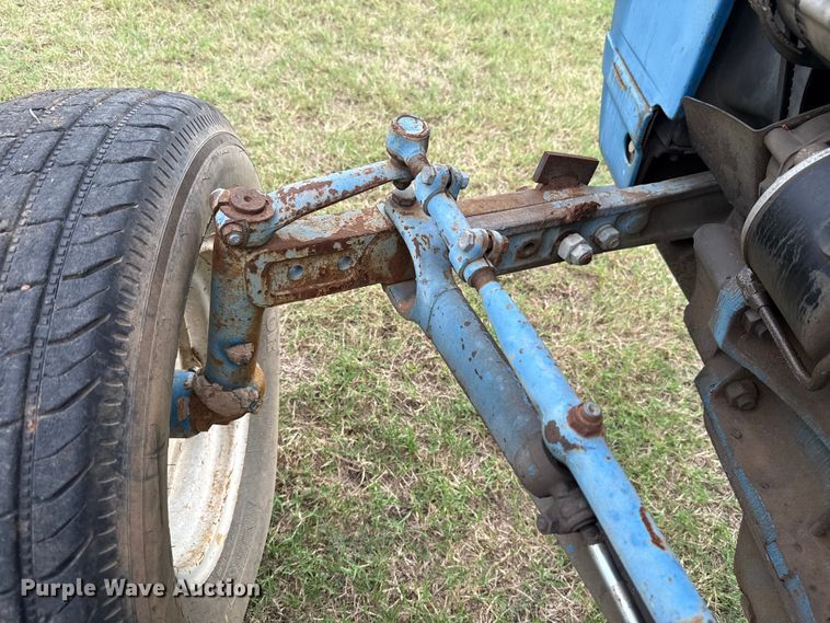 image for item GH9371 Ford 4600 tractor