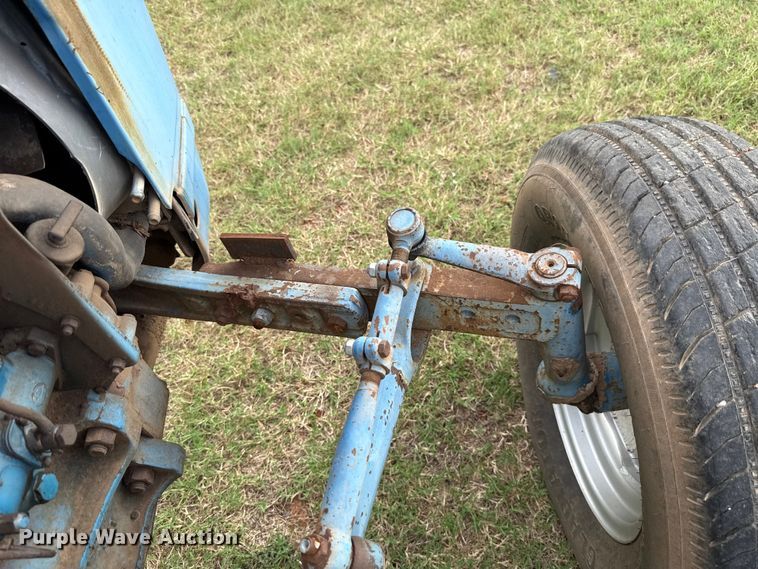 image for item GH9371 Ford 4600 tractor