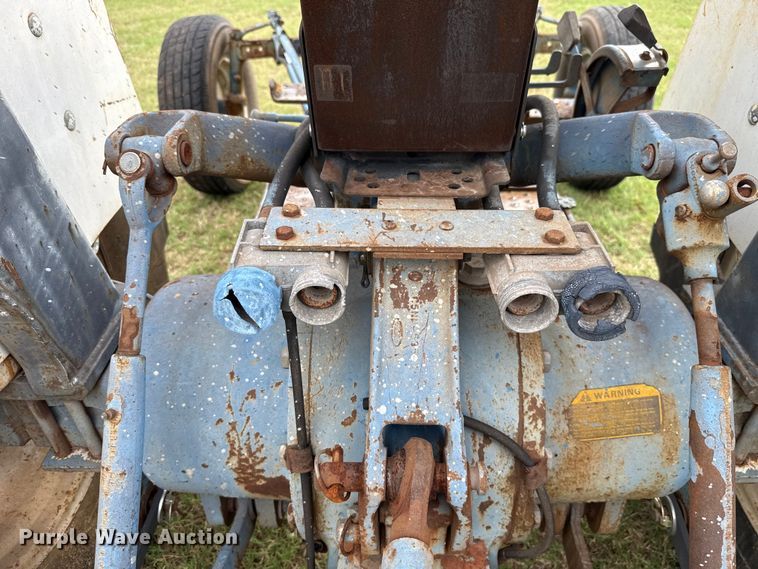 image for item GH9371 Ford 4600 tractor