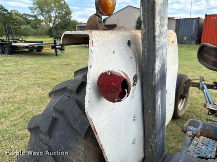 image for item GH9371 Ford 4600 tractor
