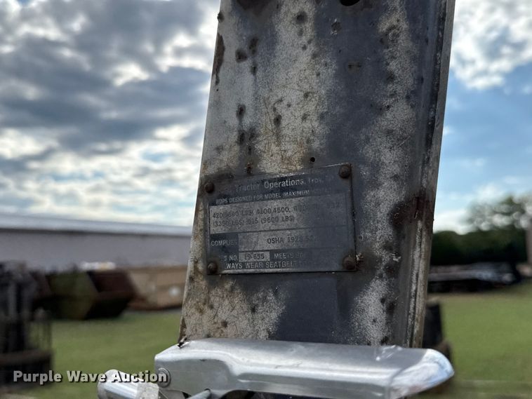 image for item GH9371 Ford 4600 tractor