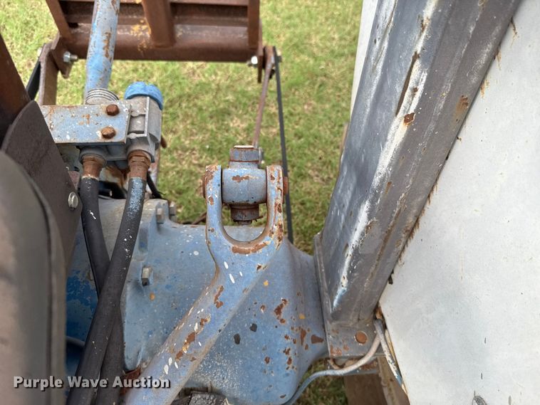 image for item GH9371 Ford 4600 tractor