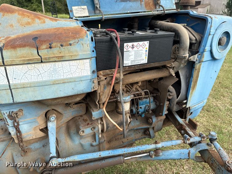 image for item GH9371 Ford 4600 tractor