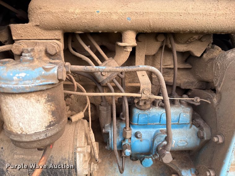 image for item GH9371 Ford 4600 tractor