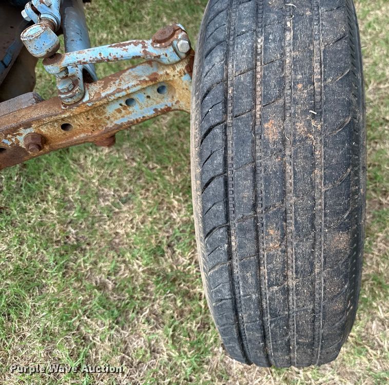 image for item GH9371 Ford 4600 tractor