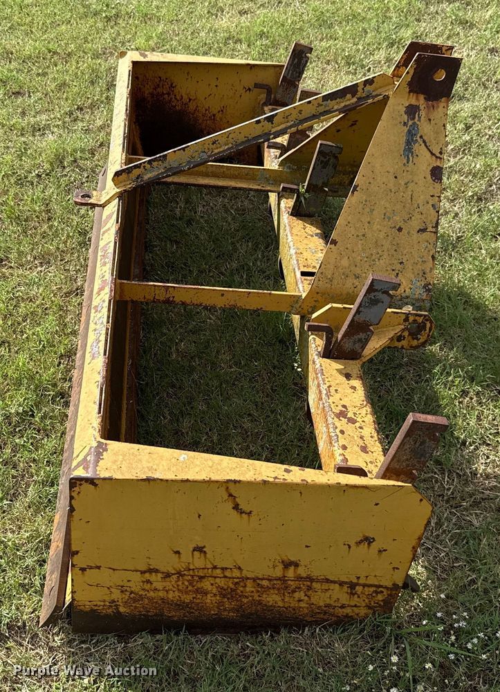 image for item GH9371 Ford 4600 tractor