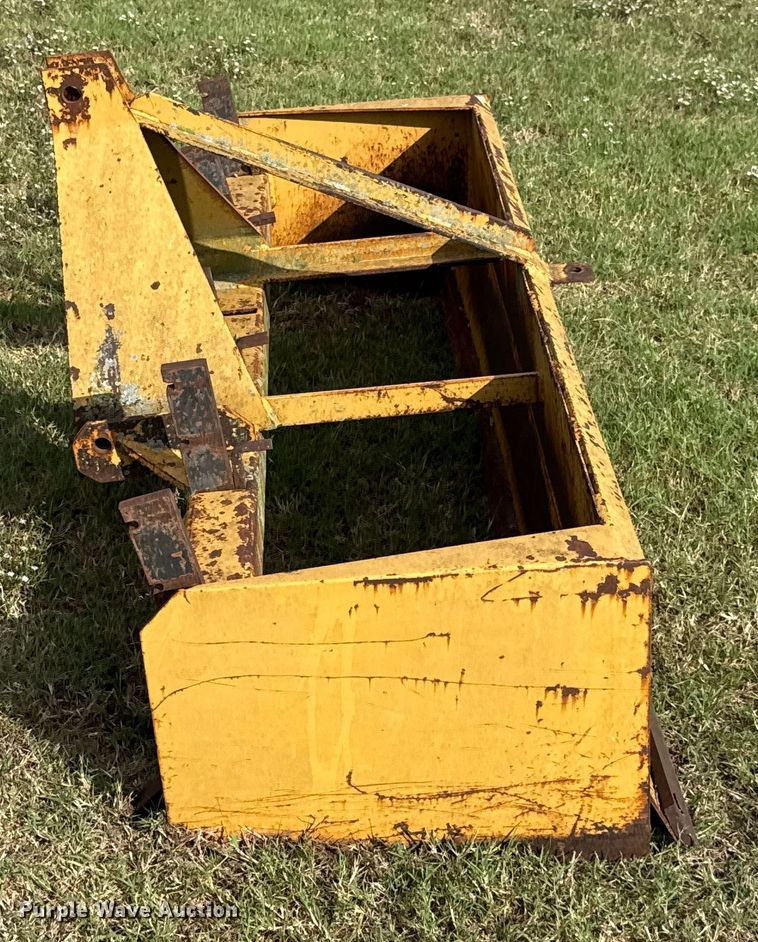 image for item GH9371 Ford 4600 tractor