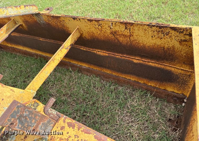 image for item GH9371 Ford 4600 tractor