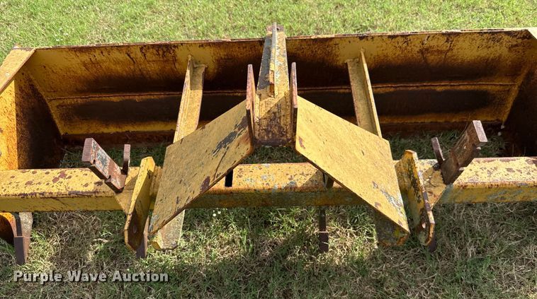 image for item GH9371 Ford 4600 tractor