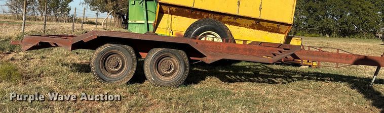 image for item IE9213 Donahue Manufacturing 800 windrower trailer