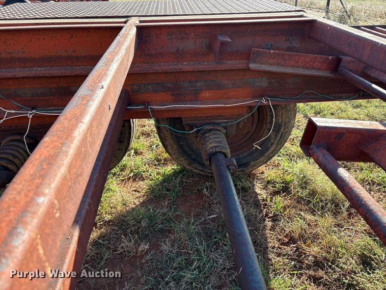image for item IE9213 Donahue Manufacturing 800 windrower trailer